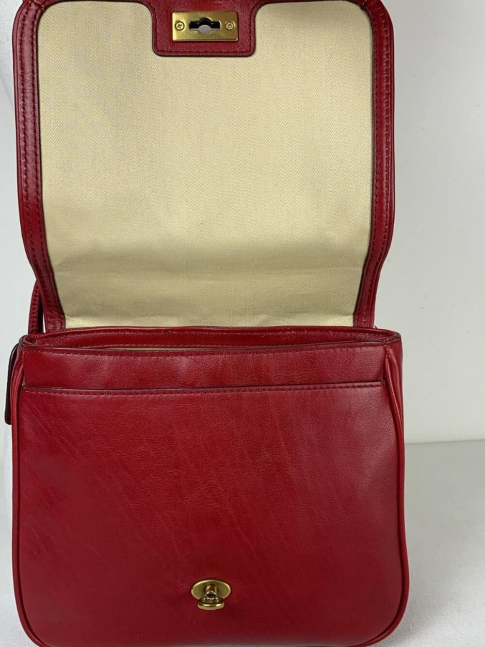 Fossil Memoir Flap Crossbody Bag - Stylish Cranberry Leather & Calf Hair - Picture 7 of 8